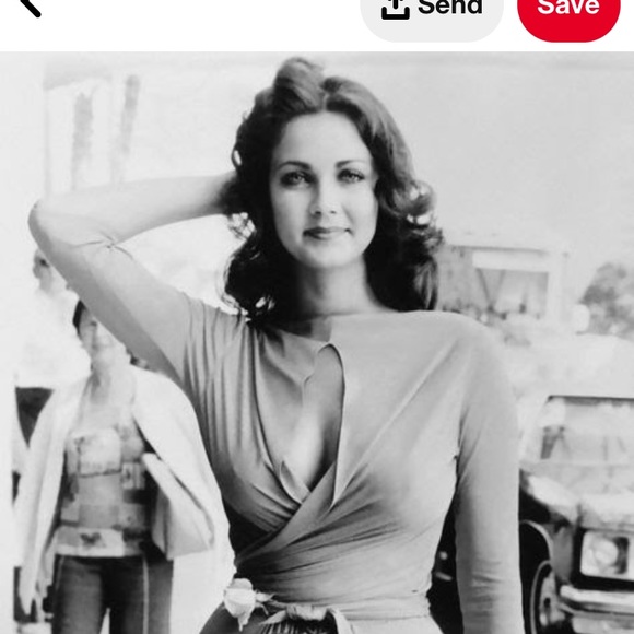 Meet your Posher, Rachel - Picture 1 of 1